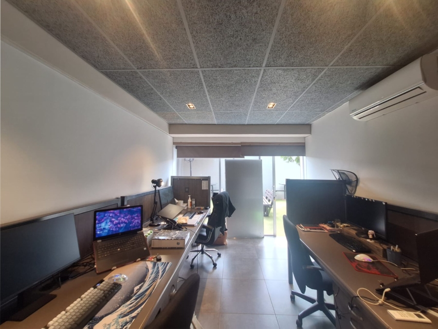 To Let commercial Property for Rent in Melodie North West